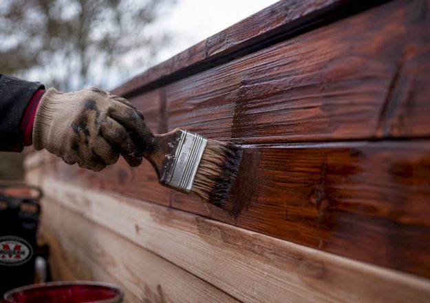 Fence Stain Colors: Best Picks and How to Choose